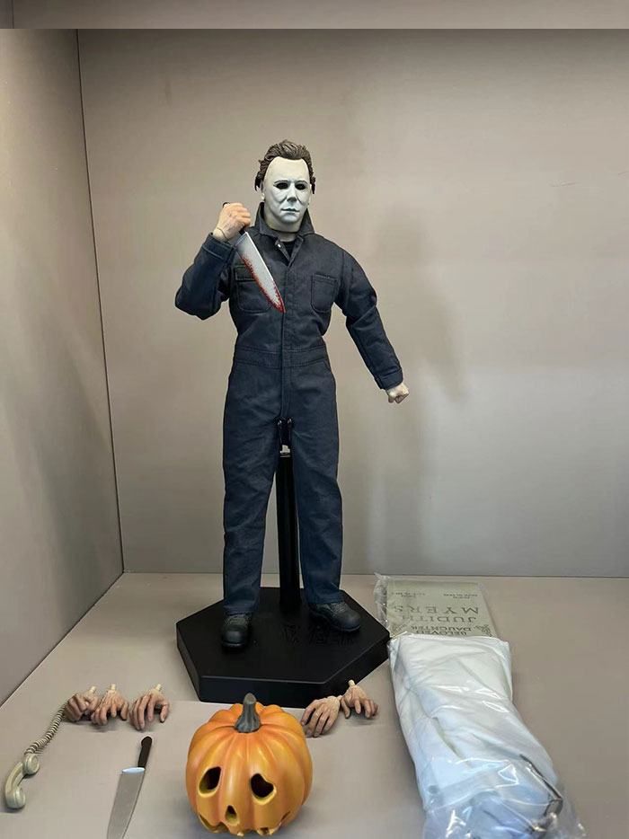 Sideshow Garage Kit